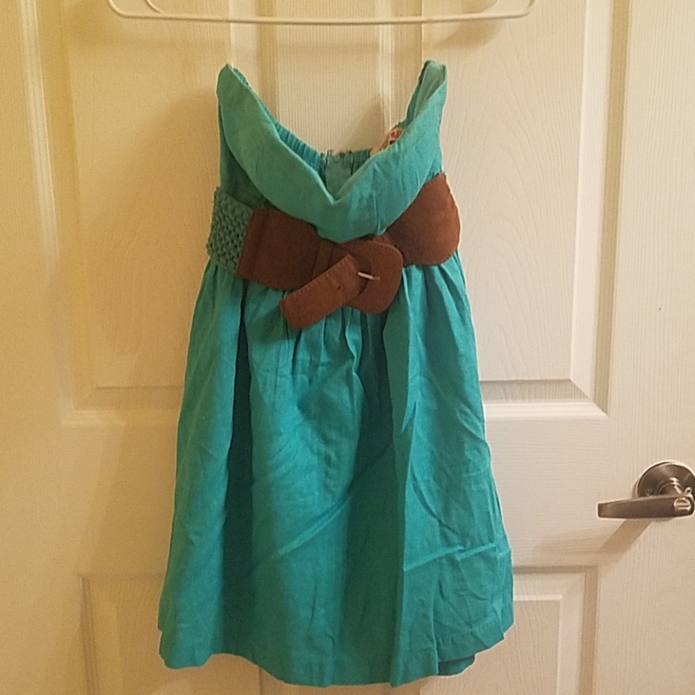 Torquoise strapless short dress with brown buckle